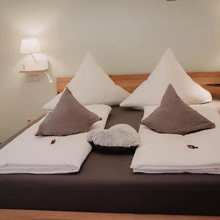 Ferienwohnung- Stabhalterhof Farm stay *